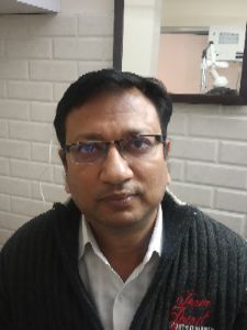 Dr.
Manoj Agarwal